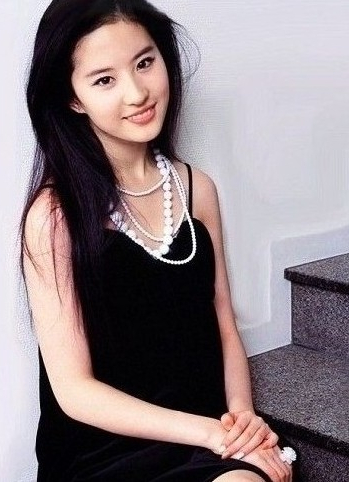 盘点中国各省最富有的女星(组图)-最富有女星,